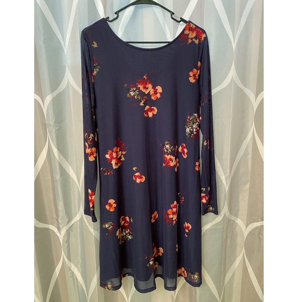 Pretty long-sleeved floral maternity dress L